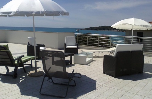 Castiglioncello Apartment | Comfortable and welcoming apartment 20 meters from the sea. Panoramic terrace