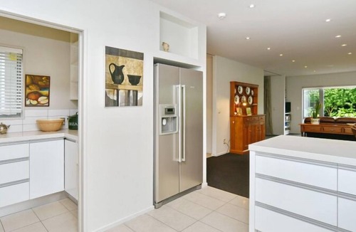 Fendalton House | Jeffreys Road-2-Storey holiday home in Fendalton