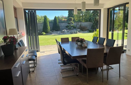 Cestlice Villa | Luxury villa with swimming pool and tennis court and secure parking
