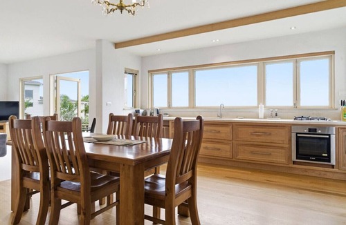 Silverdale House | Mediterranean Coastal Charm with Great Views