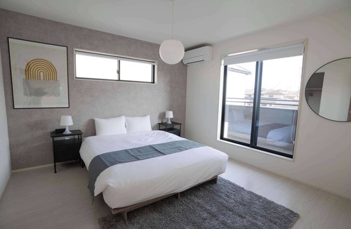 Ozu Apartment | Modern Home Near Kumamoto Airport by Restavio
