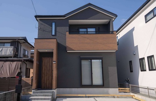 Ozu Apartment | Modern Home Near Kumamoto Airport by Restavio