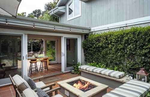 Montecito House | Montecito Home Walk to Butterfly Beach Sleeps 4