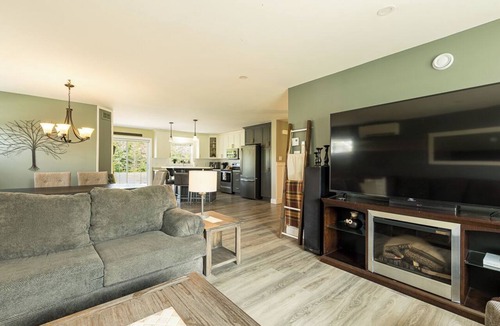 Georgetown House | Morrison’s Beach Road Island Retreat