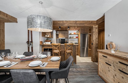 Le Praz Apartment | New apartment in Courchevel near slopes, 3 bedrooms, bunk beds, wifi, parking