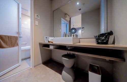 Hatsukaichi Hotel | Nonsmoking Semidouble twin room 1st floor 39m2 C103 Longterm stays possible/Hatsukaichi Hiroshima