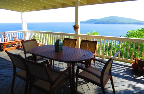 Peterborg Villa | Ocean View Villa & Cottage located 5 min Drivefrom Megans Bay with Cocktail Pool