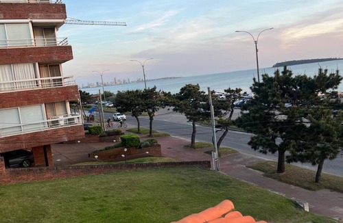 Punta del Este House | Oceanfront Beach House at Parada 23 La Mansa - Direct Beach Access