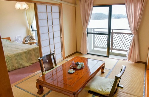 Kamiamakusa Hotel | Oyano Yanagiko Onsen Komatsuya Nagisakan