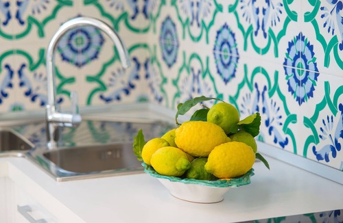 Pogerola Villa | Palazzo della Storia with Sea View, Jacuzzi, Terraces, Breakfast and Aircon