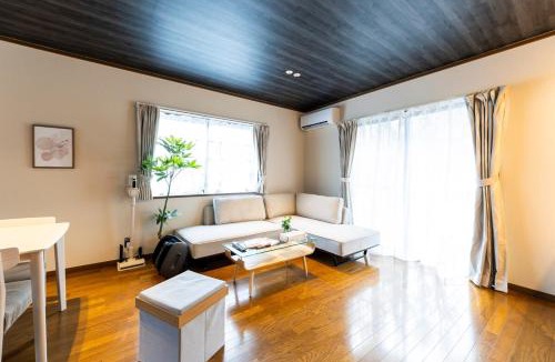 Dazaifu Apartment | Private Villa 青梅庵 - Max 10, 8-min walk to Dazaifu, 1 free-parking, 5 bedrooms