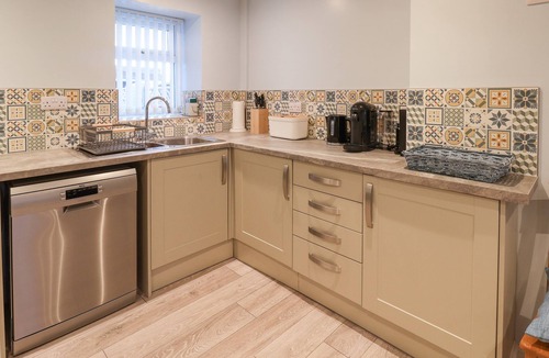 Staithes Cottage | ROCKFISH COTTAGE, family friendly, with open fire in Staithes