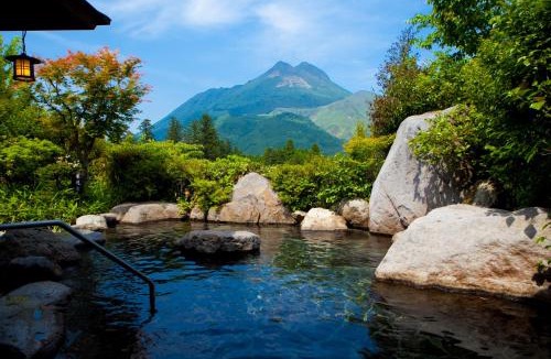 Yufuin Onsen Hotel | Saigakukan