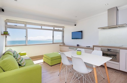 Mouille Point Apartment | Sandringham 45 - Studio Apartment, Sleeps 2