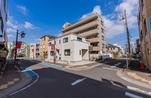 Kitakoiwa Apartment | Seiun Ryokan Tokyo Entire House for 10 Four Minute Walk to Keisei Koiwa Station