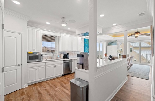 Port St. Joe House | Sleeps 20, 6BR, game room, & elevator