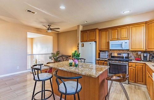 National City House | Spacious 3-Bedroom Home with Garage near San Diego Gaslamp, Beach