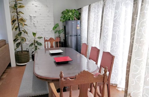 Pakuranga House | Spacious 5BR Family Home Sleeps 10 Free Parking Ideal for Long Stays
