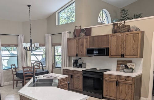 Deerfield Beach House | Stunning Indoor & Outdoor Living near Beach and Shopping. Close to Boca Raton