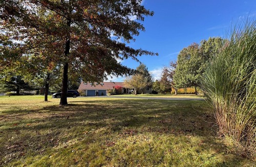 Ithaca House | Sweeping Valley Sunsets 4BR, 3 Bath Retreat Minutes to Cornell and IC