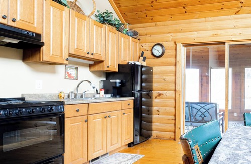 Dubuque Cabin | The Edelweiss Cabin. 10 minutes from Downtown Dubuque. Lorelei Cabin Collection.