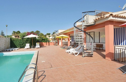 Caucana-finaiti-casuzze-finaiti Nord Apartment | These 6 recently built, simply furnished apartments are located about 300m from the sea.