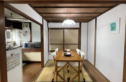Beppu House | Traditional Beppu House, 5min walk from Beach, Bus, Train. Daily hot spring.