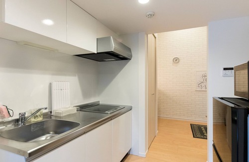 Chuo-ku Apartment | Trip Pod Takasago B