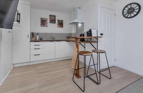 Whangarei Cottage | Urban Tranquillity - Whangarei Downstairs Unit