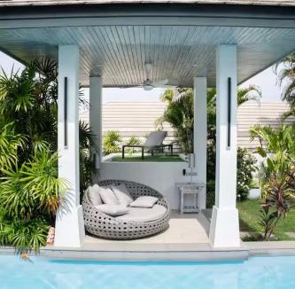 Moo 5 Villa | Villa Cannes with gym and tennis court