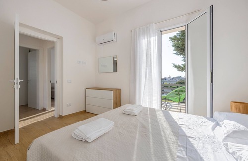 Carini Villa | Villa 'Francesca - Beach and Airport' with Private Terrace, Wi-Fi and Air Conditioning