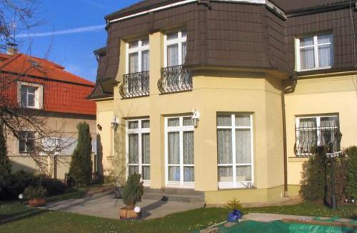Kyje House | Villa Olivia