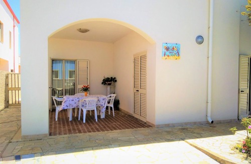 Punta Secca Villa | Villa Rosso Corallo, near the sea, with a 200 sqm garden and large outdoor areas