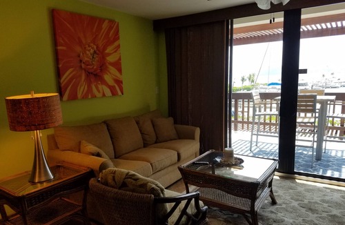 Red Hook Condo | Welcome to Paradise! Newly Listed and Renovated Condo Overlooking Marina!