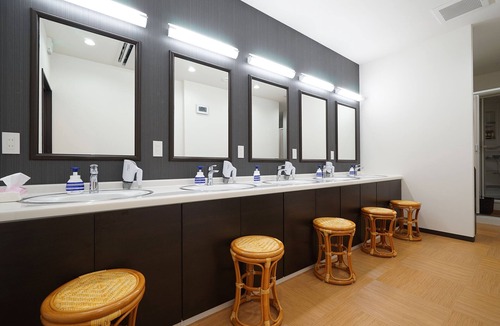 Chuo-ku Hotel | WELLCABIN TENJIN - Male Only