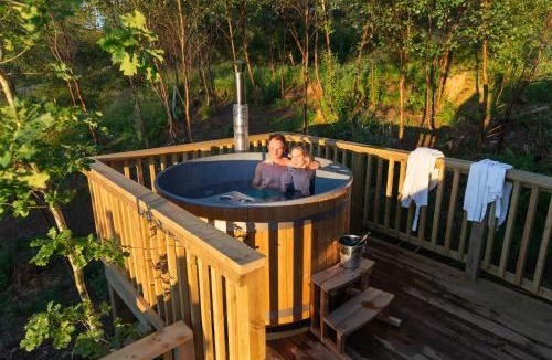 Ripon Cabin | Yurtshire Eavestone Lake - Birch Yurt