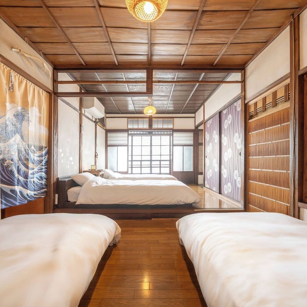 Traditional Japanese house/200㎡＋courtyard/15 min-Kansai Airport/2 parking spaces