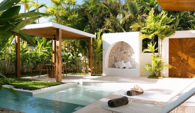 1 Bedroom Island Retreat central located