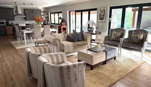 10 Erika Franschhoek