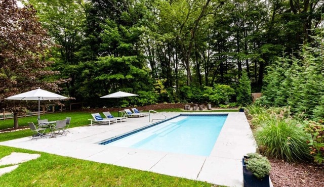 (2027 OPEN!) LAKESIDE HOME WITH PRIVATE POOL and ASSOCIATION BEACH!