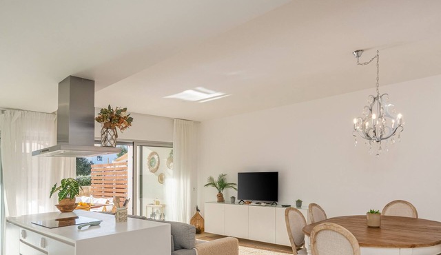 #264 Green Apartments C04 by Home Holidays