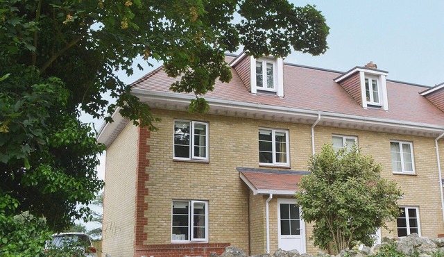 3 bedroom accommodation in Shanklin