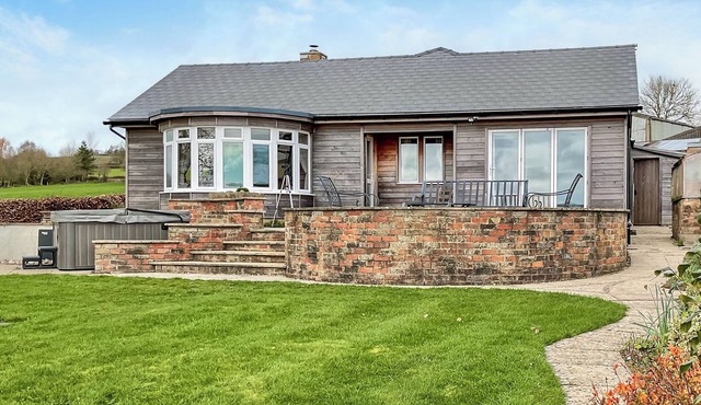 3 bedroom accommodation in Winsham, near Chard