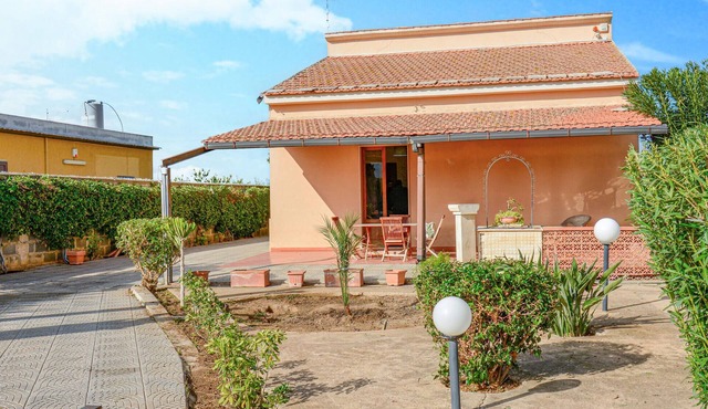 3 bedroom gorgeous home in Comiso