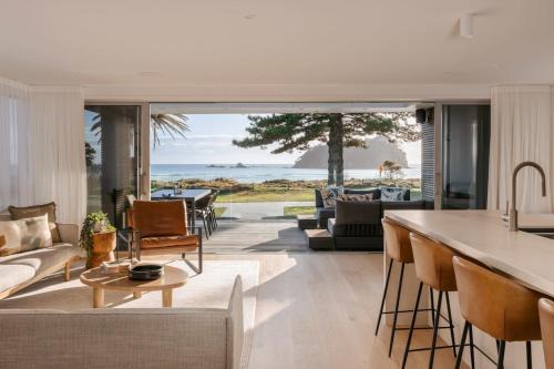 36 Marine - Unparalleled beachfront luxury