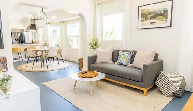 3BR Home Free Parking + Huge Patio + Backyard! Walk to Entertainment
