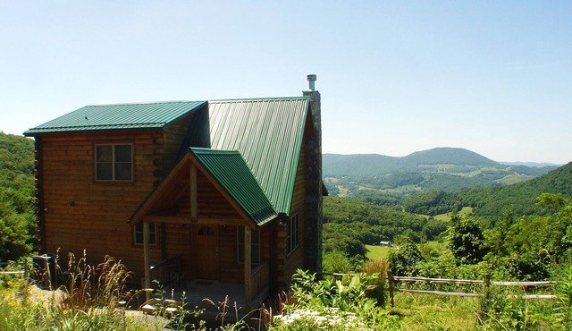 4th of July Still Avail! 3BR/2BA near West Jefferson w/Long Range Views