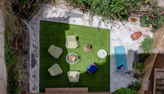 Acropolis Koukaki Luxury Loft with private garden