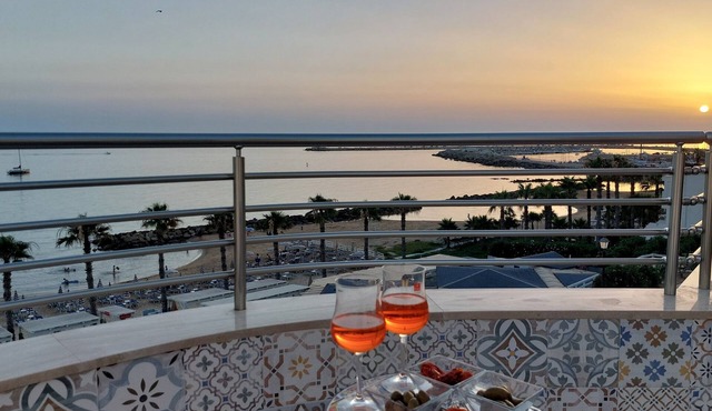 Adele's Terrace