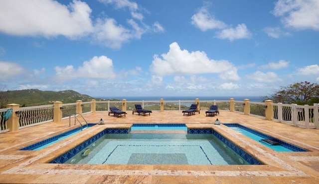 Almost Heaven: 5 Bed Villa